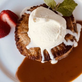 Geoffrey's Malibu - Warm Crisp Apple Tart - Seafood Near Me - Malibu, California Geoffrey's Malibu - Warm Crisp Apple Tart - Seafood Near Me - Malibu, California