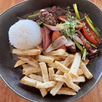 Ayawaska Hilltop - Lomo saltado - sauce and steak were soo good! - Peruvian Near Me - Novato, California Ayawaska Hilltop - Lomo saltado - sauce and steak were soo good! - Peruvian Near Me - Novato, California
