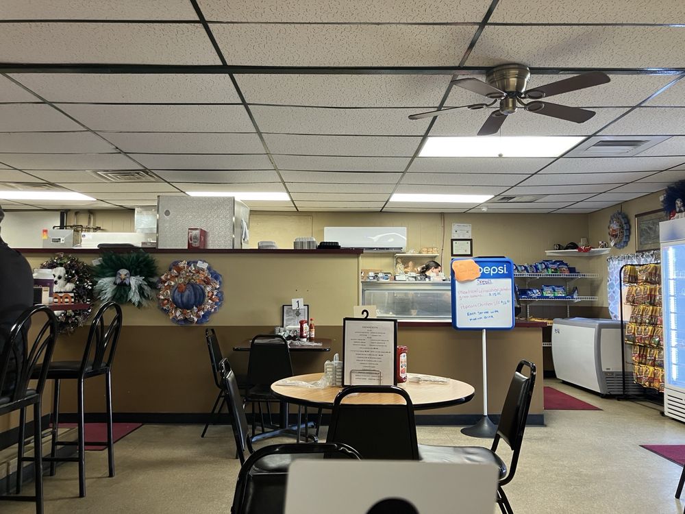 Parkside Family Restaurant Logo