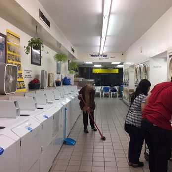 Bathurst Street Coin Laundry - Laundromat Near Me - North York, Ontario Bathurst Street Coin Laundry - Laundromat Near Me - North York, Ontario