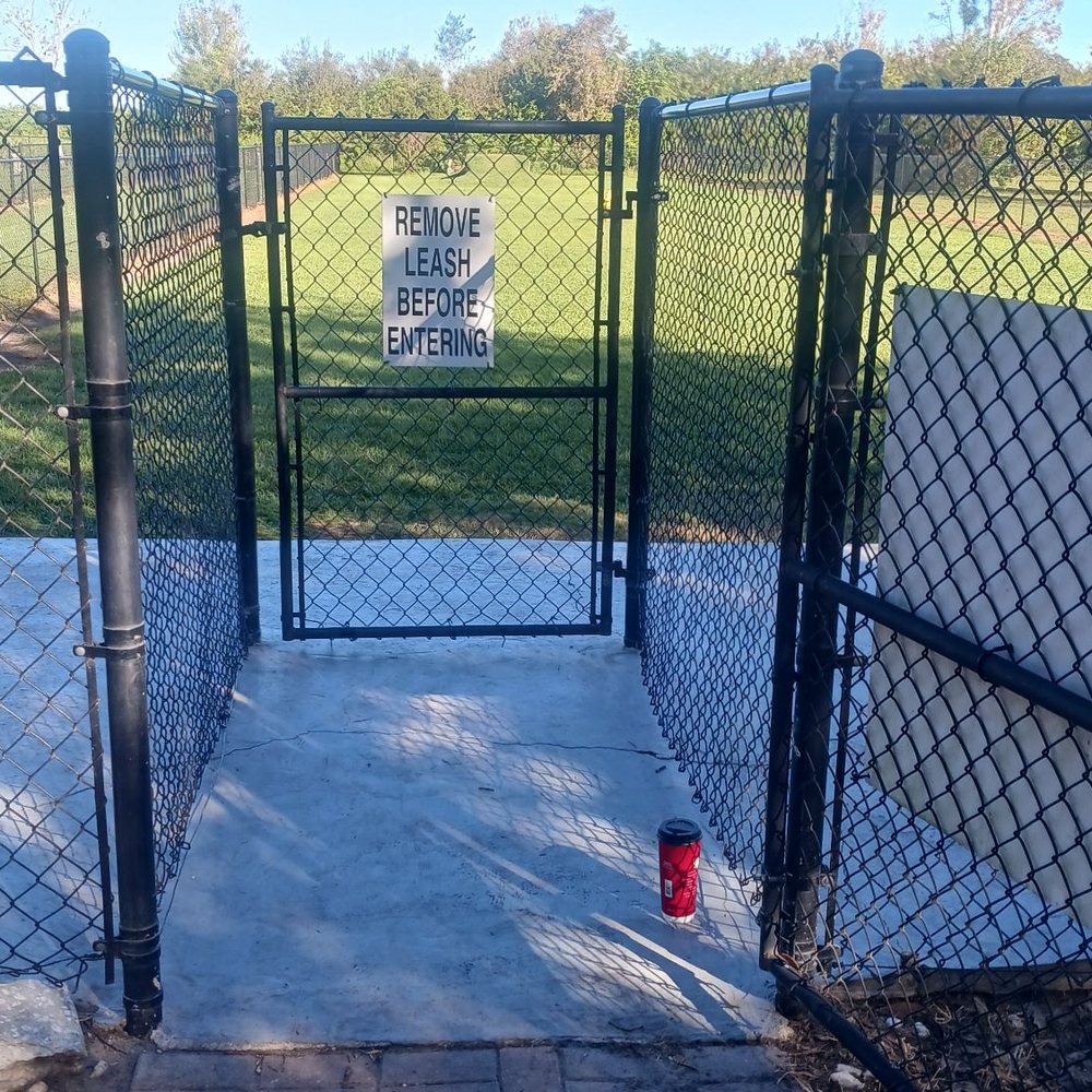 Spring Lake Bark Park - Extremely large concrete double-gated - Dog Parks Near Me - Sebring, Florida Spring Lake Bark Park - Extremely large concrete double-gated - Dog Parks Near Me - Sebring, Florida