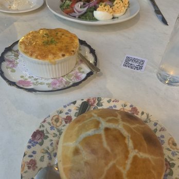 Colleen's Kitchen - Pot pie (so good!), baked Mac and a salad! - Southern Near Me - Austin, Texas Colleen's Kitchen - Pot pie (so good!), baked Mac and a salad! - Southern Near Me - Austin, Texas