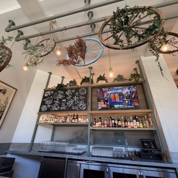 Valley Goat - Part of the bar - New American Near Me - Sunnyvale, California