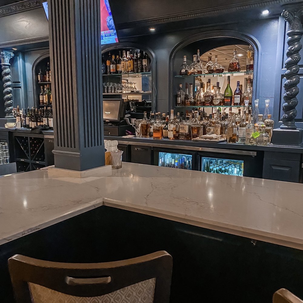 Bistro - the bar area of a restaurant - New American Near Me - Jupiter, Florida Bistro - the bar area of a restaurant - New American Near Me - Jupiter, Florida