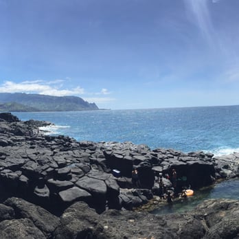 Queen's Bath - Queen's Bath - Landmarks & Historical Buildings Near Me - Princeville, Hawaii