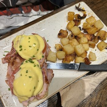 First Watch - Classic Benedict - Cafes Near Me - Tempe, Arizona