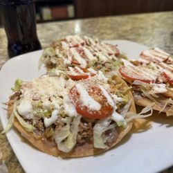 La Mexicana Restaurant & Bar