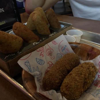 Dos Croquetas - Bakeries Near Me - Miami, Florida