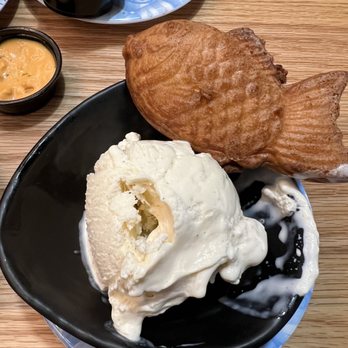 Tsubame Rotating Sushi - Cookie butter taiyaki - Sushi Bars Near Me - Vineyard, Utah Tsubame Rotating Sushi - Cookie butter taiyaki - Sushi Bars Near Me - Vineyard, Utah