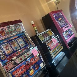 Vegas Steakhouse & Lounge