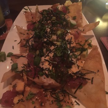 Yard House - Poke Nachos - Bars Near Me - San Antonio, Texas