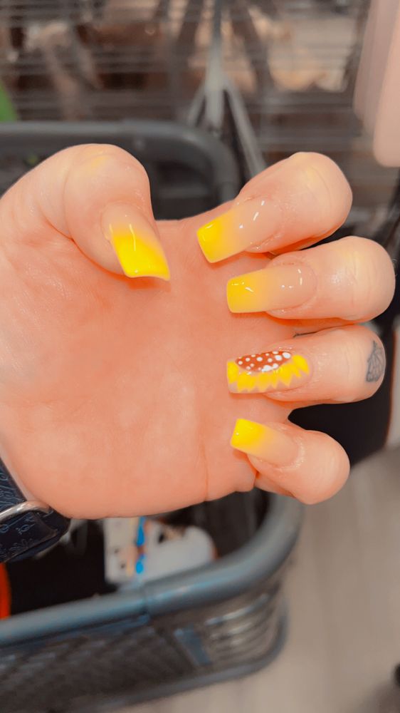 PURE NAIL BAR - Updated June 2026 - 64 Photos & 12 Reviews - 1127 62nd ...