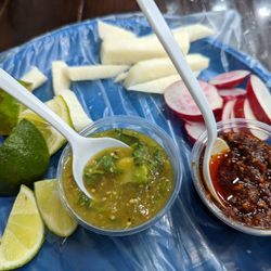 Charly's Delicias Al Carbon - Salsa and stuff
