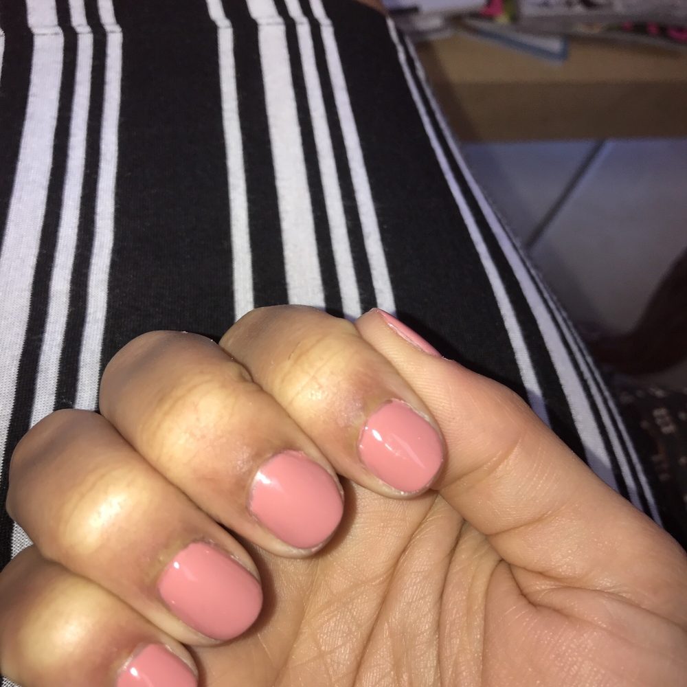 Looks like a 4 year old polished my mani, I am all for multi tasking but the owners completely left me while polishing my shellac. Just look Looks like a 4 year old polished my mani, I am all for multi tasking but the owners completely left me while polishing my shellac. Just look