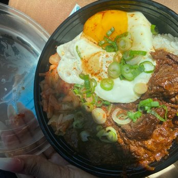 Saucy Porka - Ropa Vieja Beef Rice Bowl - Asian Fusion Near Me - Chicago, Illinois Saucy Porka - Ropa Vieja Beef Rice Bowl - Asian Fusion Near Me - Chicago, Illinois