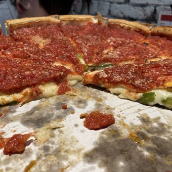 Giordano's - Chicago classic deep dish - Pizza Near Me - Chicago, Illinois