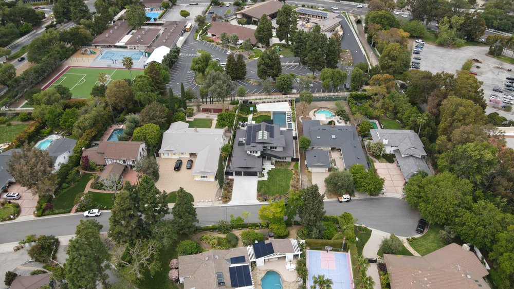 Slide of Howe Builders