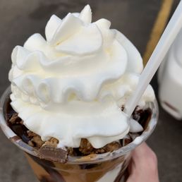 Peanut Butter Cup Ice Cream