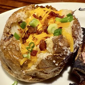 LongHorn Steakhouse - Steakhouses Near Me - Schaumburg, Illinois
