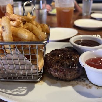 STK Steakhouse - Filet and Frites - Steakhouses Near Me - Orlando, Florida STK Steakhouse - Filet and Frites - Steakhouses Near Me - Orlando, Florida