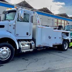 Bear Flag Towing - Saving the day