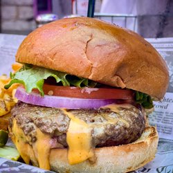 Burger Moe's
