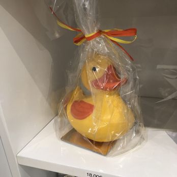 Garrarte - Chocolate rubber ducky - Chocolatiers & Shops Near Me - Pamplona, NA