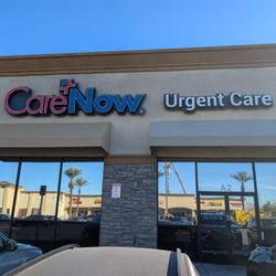 CareNow - Super easy to find, great signage and plenty of parking.