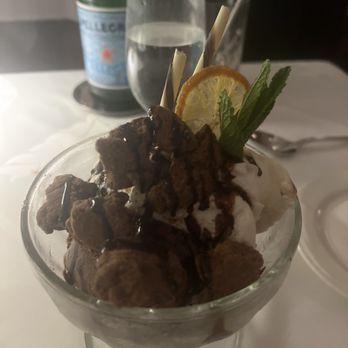 Miller & Lux - Chocolate mouse (the orange!!) - American Near Me - San Francisco, California Miller & Lux - Chocolate mouse (the orange!!) - American Near Me - San Francisco, California