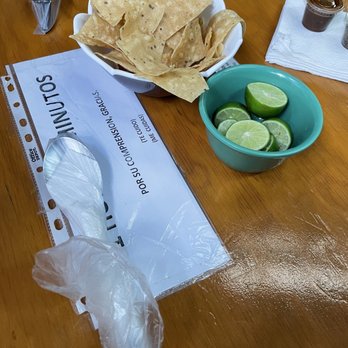 La Casa del Mole - Chips when you sit - Mexican Near Me - Tijuana, BCN