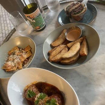 Pluck Wines - Wine Bars Near Me - New Orleans, Louisiana Pluck Wines - Wine Bars Near Me - New Orleans, Louisiana