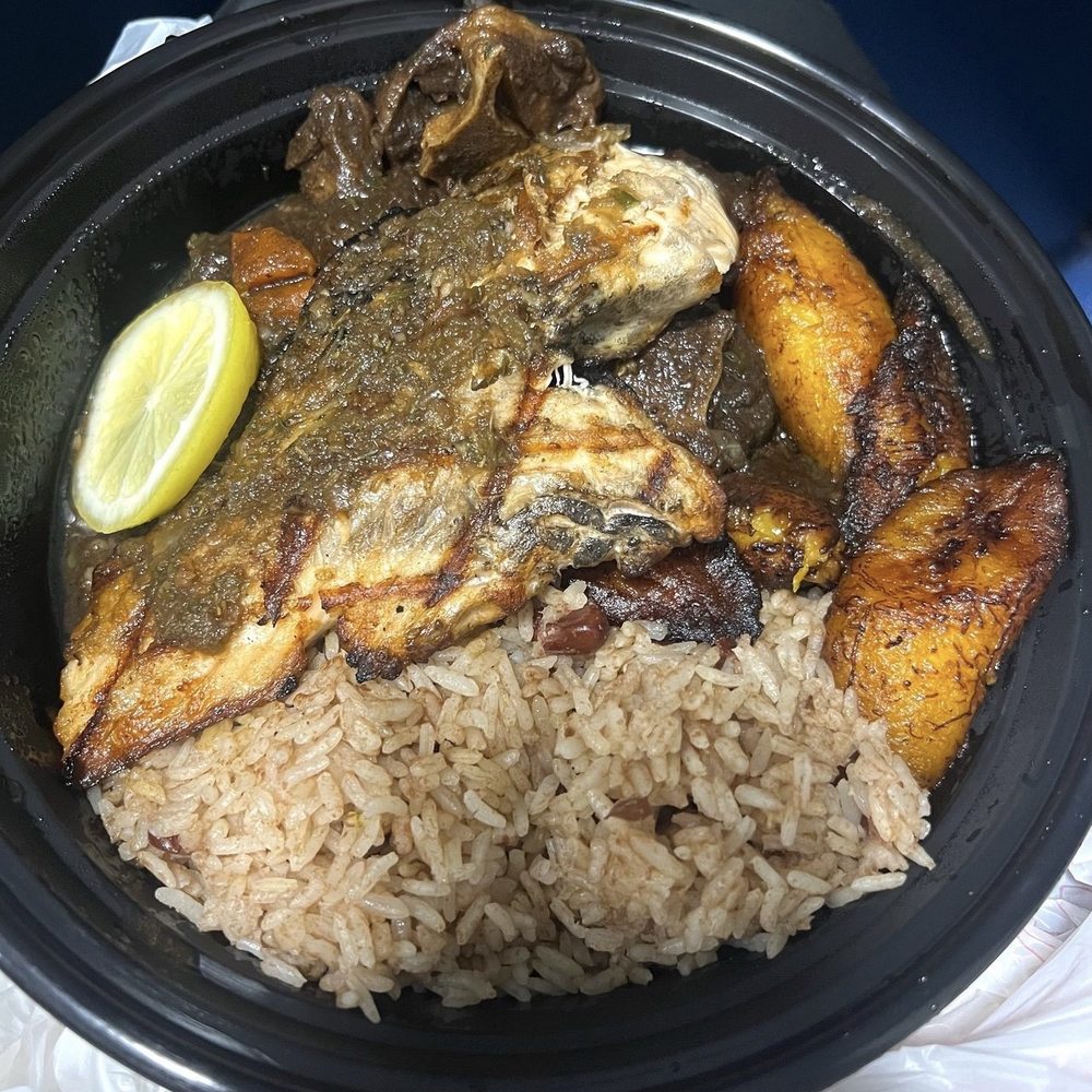Back A Yard Caribbean Grill - Jerk Salmon Jerk Salmon & Beef Oxtails Combo - Caribbean Near Me - San Jose, California