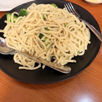Dumpling Capital - Garlic Noodle 蒜蓉面 - Dim Sum Near Me - Santa Clara, California