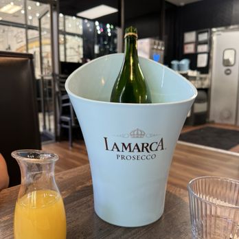 AmeriBrunch Cafe - Breakfast & Brunch Near Me - Las Vegas, Nevada AmeriBrunch Cafe - Breakfast & Brunch Near Me - Las Vegas, Nevada