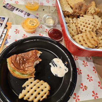 Elite Event: PDQ Chicken Marlton - Yelp Events Near Me - Evesham, New Jersey