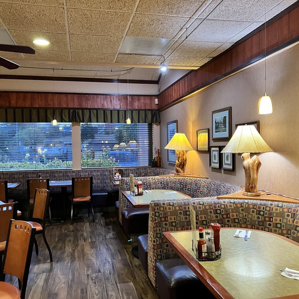 ButtercuP - booth seating - American Near Me - Walnut Creek, California ButtercuP - booth seating - American Near Me - Walnut Creek, California