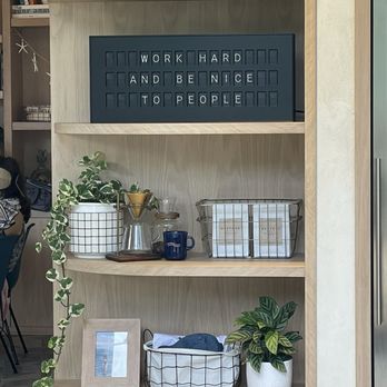 Westman Cafe - Decor - Cafes Near Me - Urban Honolulu, Hawaii Westman Cafe - Decor - Cafes Near Me - Urban Honolulu, Hawaii