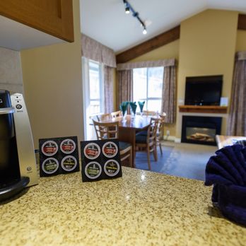 Pemberton Valley Lodge - Hotels Near Me - Pemberton, British Columbia Pemberton Valley Lodge - Hotels Near Me - Pemberton, British Columbia