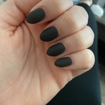 GLO Nail Bar - Badddd cuticle cleanup and bad shape - Nail Salons Near Me - Costa Mesa, California