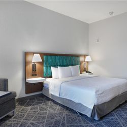 Hampton Inn & Suites Tulsa/Tulsa Hills - Guest room