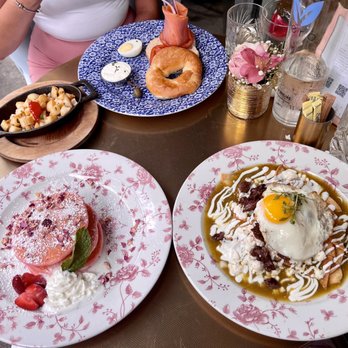 Little Hen - Breakfast & Brunch Near Me - Miami, Florida
