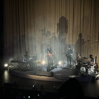 The Warfield - Olivia Dean - Music Venues Near Me - San Francisco, California The Warfield - Olivia Dean - Music Venues Near Me - San Francisco, California