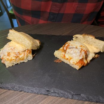 Bellona Kitchen - Vegetarian Near Me - Toronto, Ontario