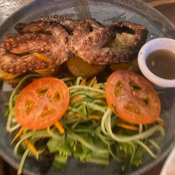 Chiltepín Marisquillos - Grilled octopus - Seafood Near Me - Playa del Carmen, ROO