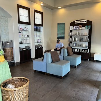 Massage Heights - Another lobby view - Massage Near Me - Houston, Texas Massage Heights - Another lobby view - Massage Near Me - Houston, Texas