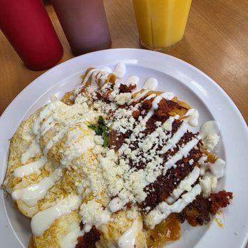No Toro Cafe - Chilaquiles w/ eggs & chorizo must try. - Breakfast & Brunch Near Me - Artesia, California No Toro Cafe - Chilaquiles w/ eggs & chorizo must try. - Breakfast & Brunch Near Me - Artesia, California