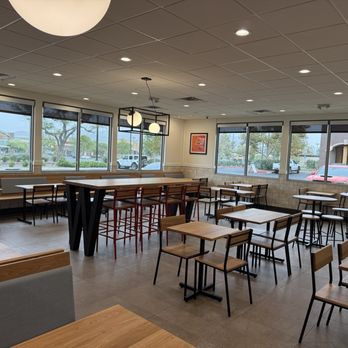 Wendy's - New dining room - Fast Food Near Me - Corona, California