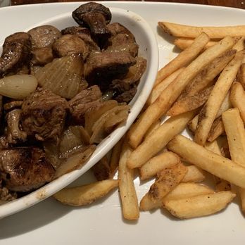 LongHorn Steakhouse - Steak tips with fries - Steakhouses Near Me - Newington, New Hampshire LongHorn Steakhouse - Steak tips with fries - Steakhouses Near Me - Newington, New Hampshire