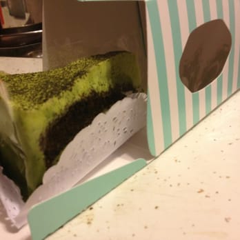 Hello Honey - Green tea cake..so good and yummy! - Ice Cream & Frozen Yogurt Near Me - Cincinnati, Ohio Hello Honey - Green tea cake..so good and yummy! - Ice Cream & Frozen Yogurt Near Me - Cincinnati, Ohio