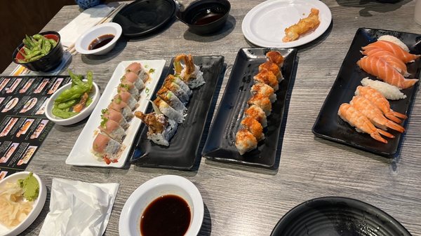 Yama Sushi by null